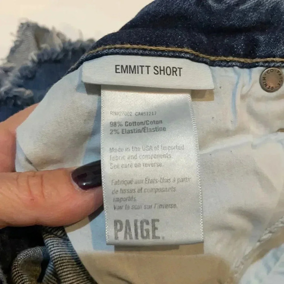 Paige Emmitt jean shorts, 2.5” button fly, frayed hem. Women’s size 27 - Picture 9 of 10